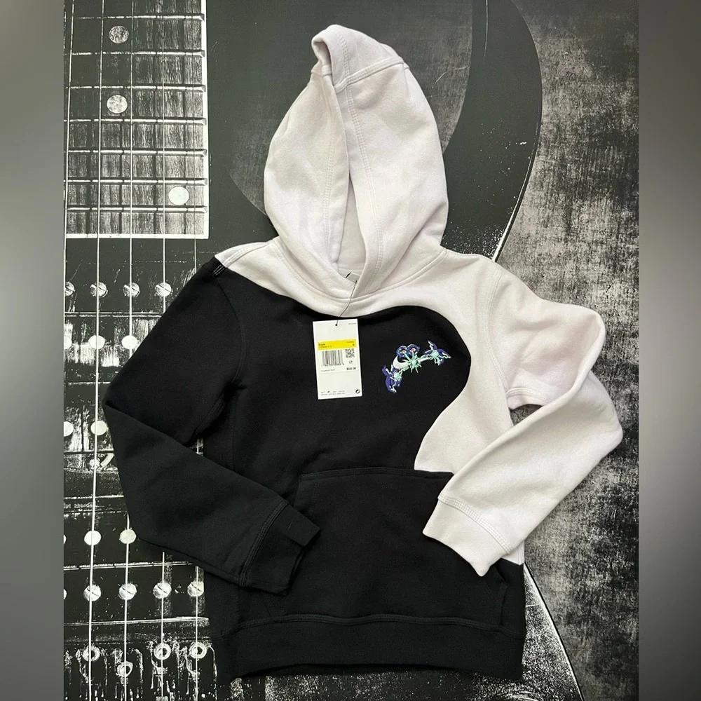 NWT Nike Sweater